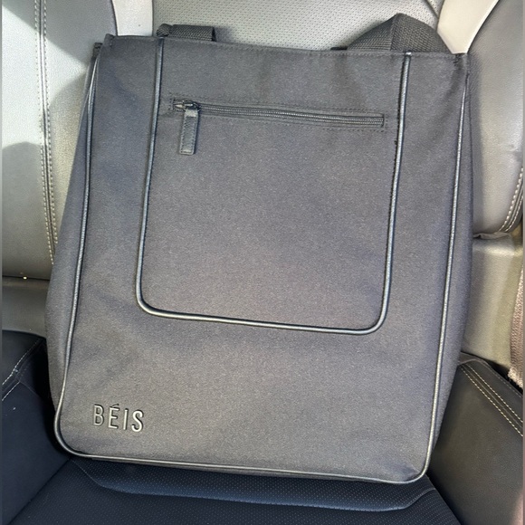 BEIS The North / South Tote in Black